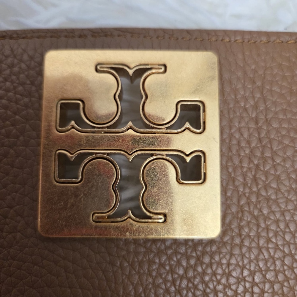 Tory Burch Crossbody Purse (Pebbled Leather) - Picture 2 of 16